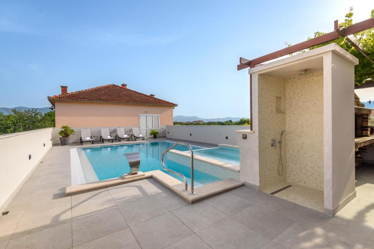 Neretva Valley Apartments - Heated Pool Metković Dış mekan fotoğraf